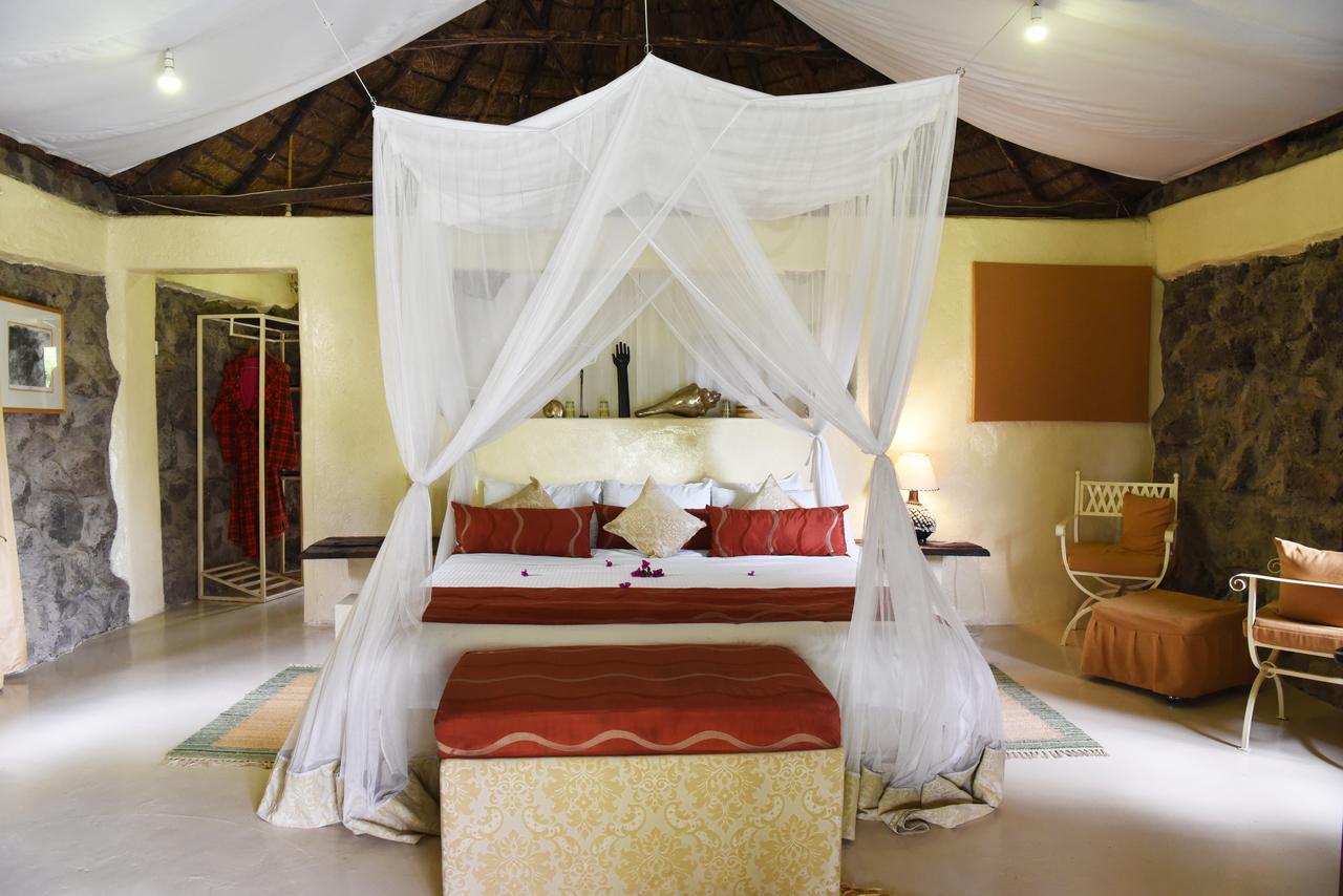 Mbweha Camp Lake Nakuru Elmenteita Esterno foto